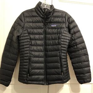 Women’s Patagonia black sweater puffer size small